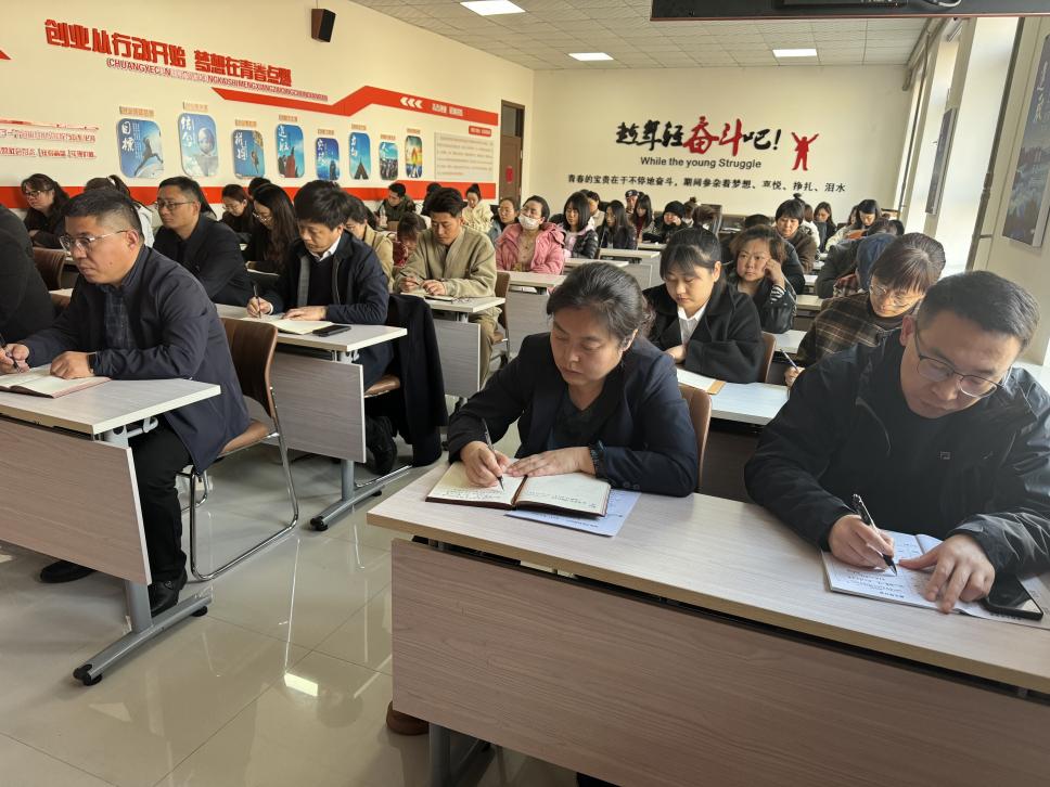 学工部党支部与艺术设计学院党总支开展联学联建活动现场照片 学工部党支部与艺术设计学院党总支开展联学联建活动现场照片